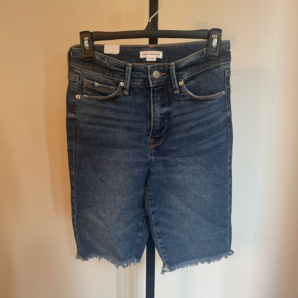 Good American Bermuda Shorts NWT Size 4/27
